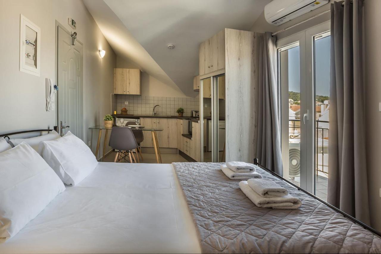 Fidias City Rooms อาร์กอสโตลี ภายนอก รูปภาพ