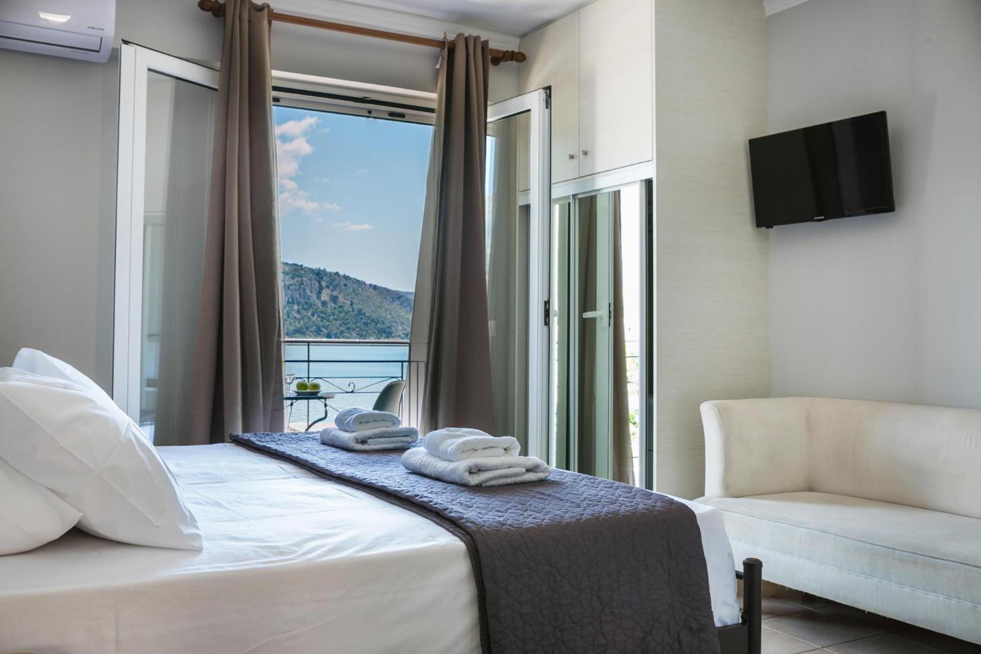 Fidias City Rooms อาร์กอสโตลี ภายนอก รูปภาพ